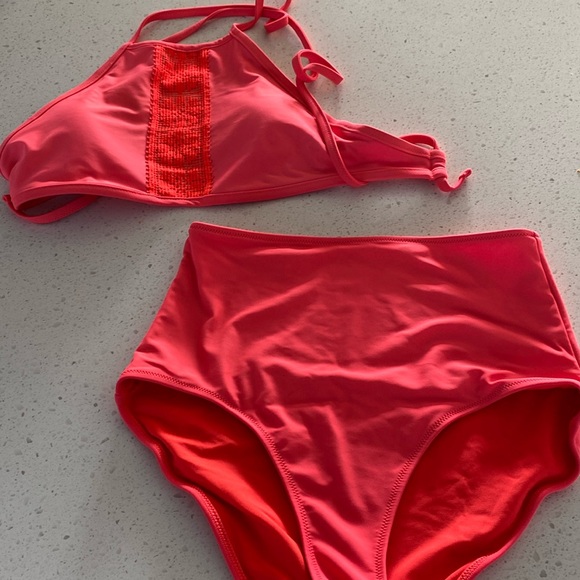 AERIE coral salmon halter retro bikini swimsuit bathingsuit lace insert S/M - Picture 1 of 3